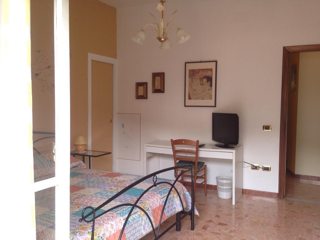 Chiavi Antiche B&B Salerno Exterior foto